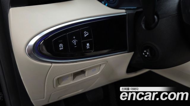 Genesis GV70 2.5T Gasoline 2WD 2022 — фото 30
