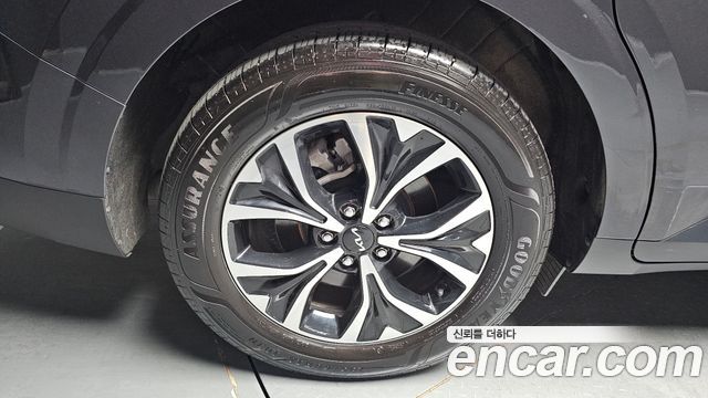 Kia Carnival (IV) Diesel 9-Seater Prestige 2022 — фото 5
