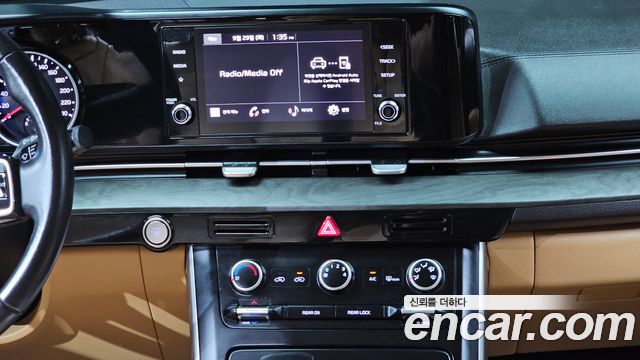Kia Carnival (IV) Diesel 9-Seater Prestige 2022 — фото 14