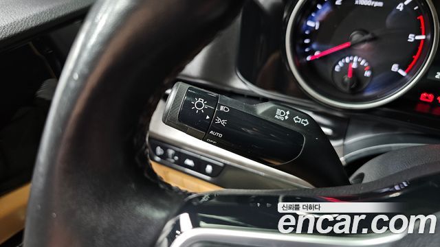 Kia Carnival (IV) Diesel 9-Seater Prestige 2022 — фото 18