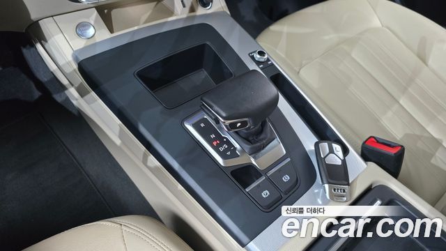 Audi Q5 (FY) 40 TDI Quattro Sportback 2022 — фото 9