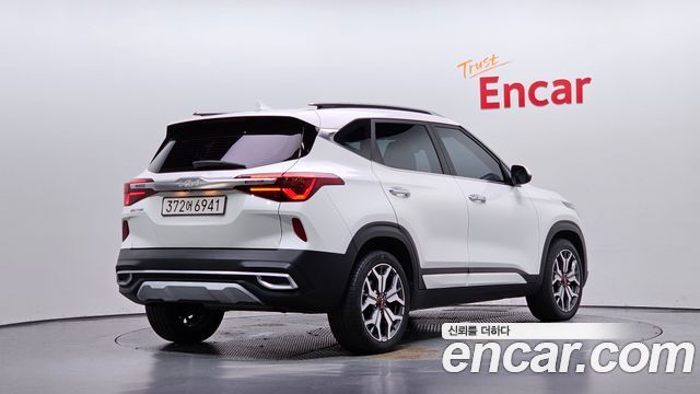 Kia Seltos Gasoline 1.6 Turbo 2WD Signature 2023 — фото 2