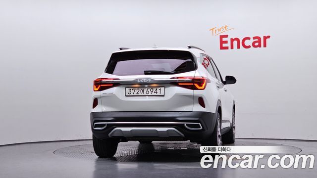 Kia Seltos Gasoline 1.6 Turbo 2WD Signature 2023 — фото 4