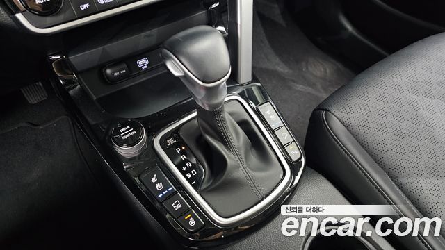 Kia Seltos Gasoline 1.6 Turbo 2WD Signature 2023 — фото 9