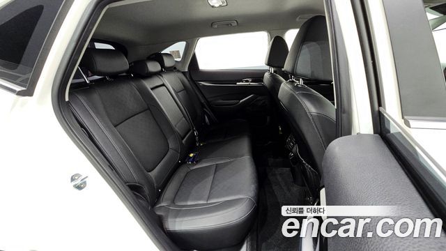 Kia Seltos Gasoline 1.6 Turbo 2WD Signature 2023 — фото 11