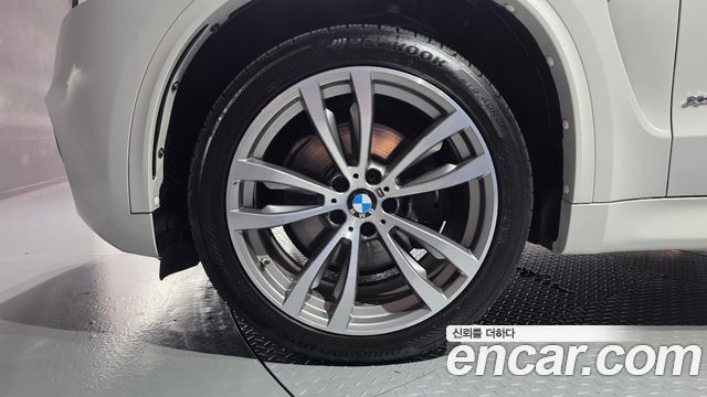 BMW X5 (F15) xDrive 40d 2017 — фото 5