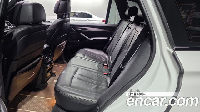 BMW X5 (F15) xDrive 40d 2017 — фото 11