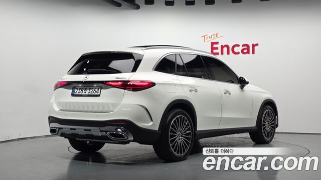 Mercedes-Benz GLC-Class (X254) GLC300 4MATIC AMG Line 2026 — фото 2