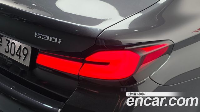 BMW 5 Series (G30) 530i M Sport Package 2023 — фото 23