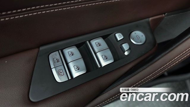 BMW 5 Series (G30) 530i M Sport Package 2023 — фото 38