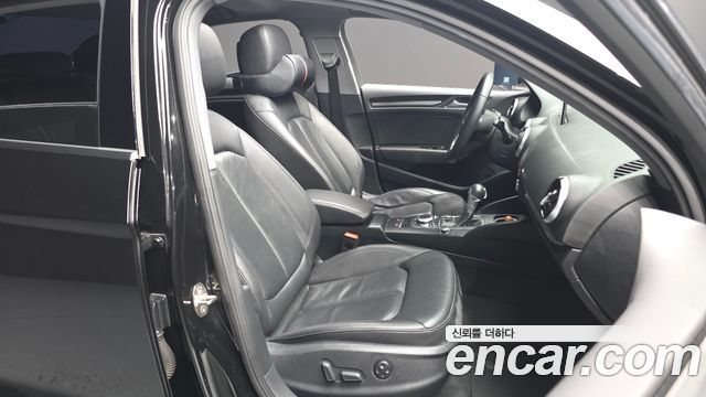 Audi A3 40 TFSI 8V 2018 — фото 11