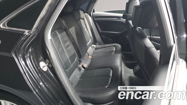 Audi A3 40 TFSI 8V 2018 — фото 12