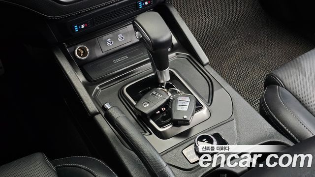 KG Mobility (SsangYong) Rexton Sports Khan Diesel 2.2 4WD Culman Noblesse 2024 — фото 9