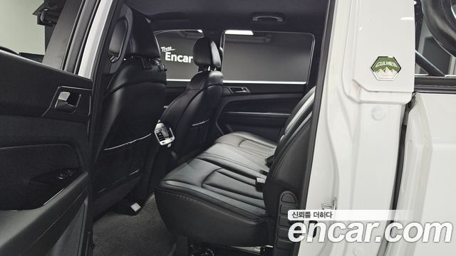 KG Mobility (SsangYong) Rexton Sports Khan Diesel 2.2 4WD Culman Noblesse 2024 — фото 12
