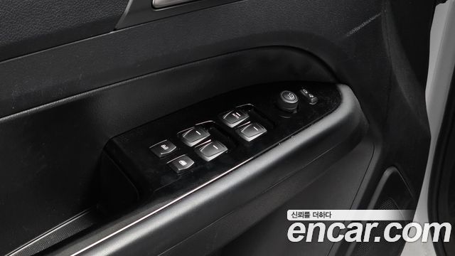 KG Mobility (SsangYong) Rexton Sports Khan Diesel 2.2 4WD Culman Noblesse 2024 — фото 16
