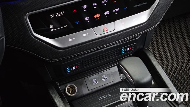 KG Mobility (SsangYong) Rexton Sports Khan Diesel 2.2 4WD Culman Noblesse 2024 — фото 17