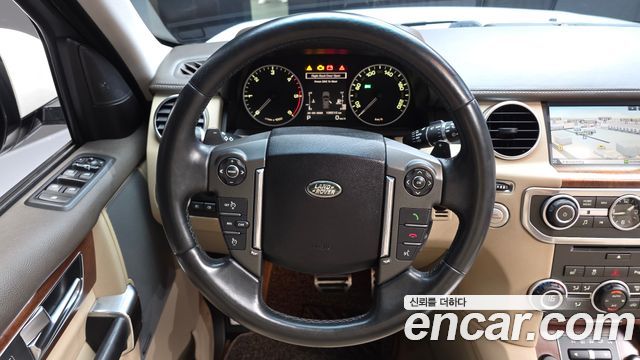 Land Rover Discovery 4 3.0 SDV6 SE 2016 — фото 13