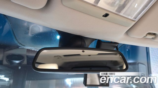 Land Rover Discovery 4 3.0 SDV6 SE 2016 — фото 17