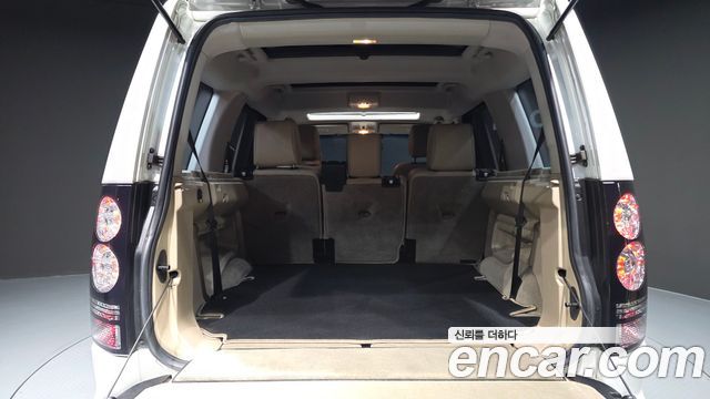 Land Rover Discovery 4 3.0 SDV6 SE 2016 — фото 20