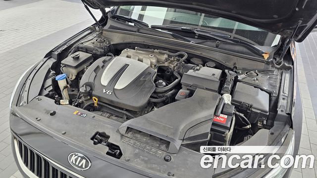 Kia K7 Premier 3.0 LPI Taxi Trendy 2020 — фото 6