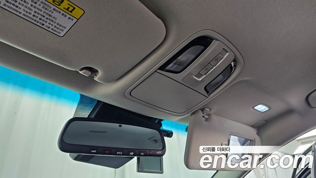 Kia K7 Premier 3.0 LPI Taxi Trendy 2020 — фото 17