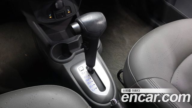 Chevrolet Spark LPG LT Standard 2014 — фото 9