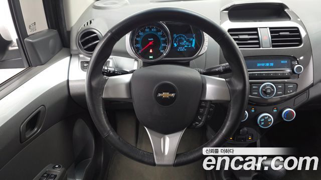 Chevrolet Spark LPG LT Standard 2014 — фото 13