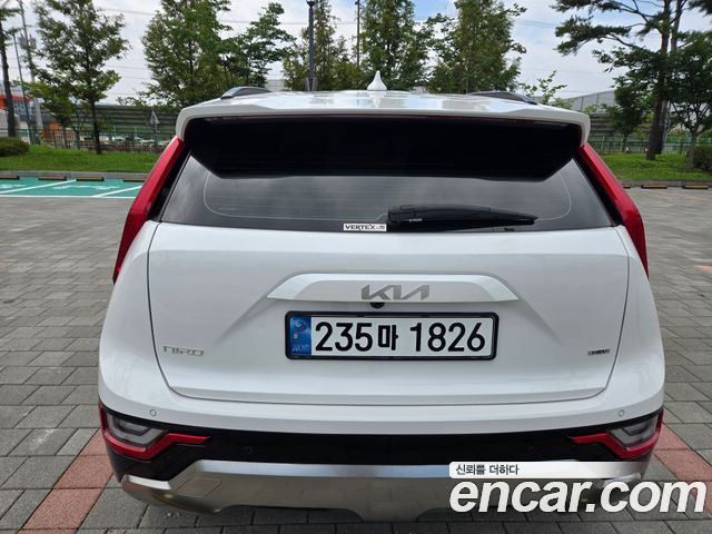 Kia Niro Signature 2025 — фото 4
