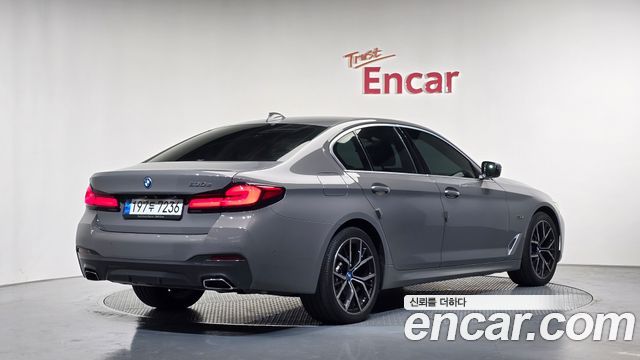 BMW 5 Series (G30) 530e M Sport 2022 — фото 2