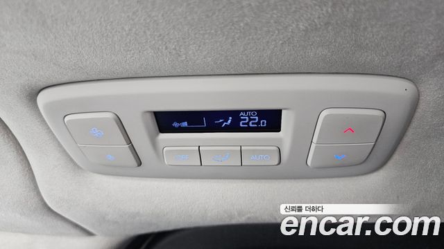 Hyundai Staria 4WD Lounge 9-Seater Inspiration 2023 — фото 32