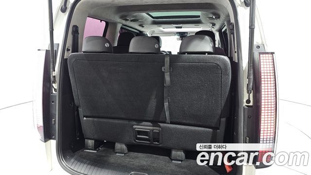 Hyundai Staria 4WD Lounge 9-Seater Inspiration 2023 — фото 34