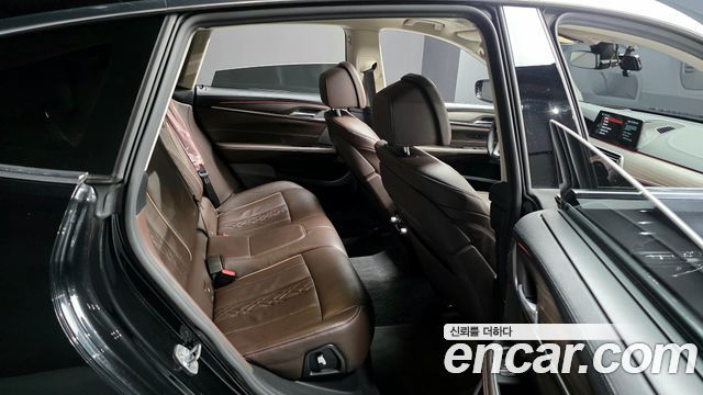 BMW 6 Series GT (G32) 640i xDrive Luxury 2018 — фото 16