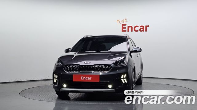 Kia Niro 1.6 HEV Noblesse Special 2020 — фото 3
