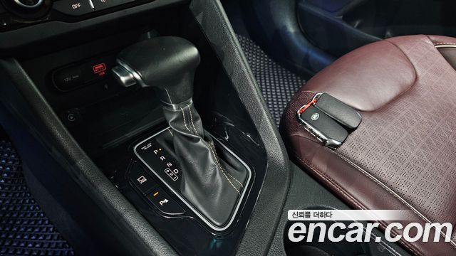 Kia Niro 1.6 HEV Noblesse Special 2020 — фото 9