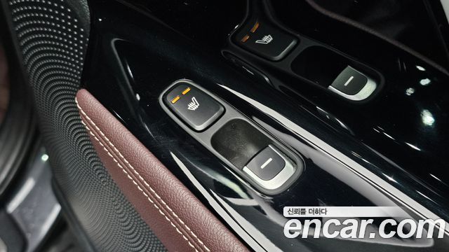 Kia Niro 1.6 HEV Noblesse Special 2020 — фото 18