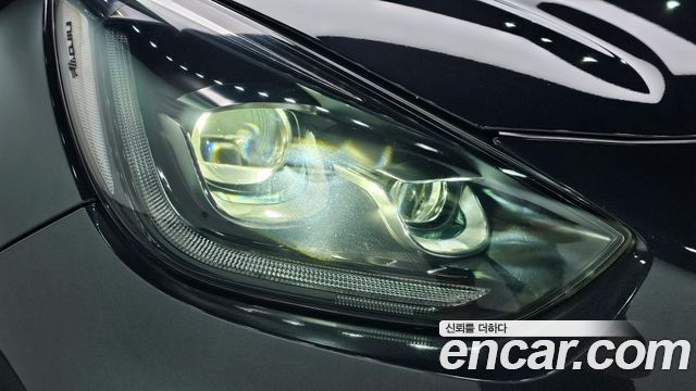 Kia Niro 1.6 HEV Noblesse Special 2020 — фото 22