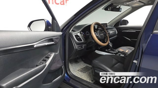 Kia Seltos Gasoline 1.6 Turbo 2WD Prestige 2022 — фото 10