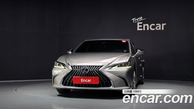Lexus ES300h (VII) Luxury Plus 2022 — фото 3