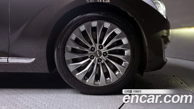 Genesis EQ900 3.8 GDI AWD Premium Luxury 2017 — фото 5