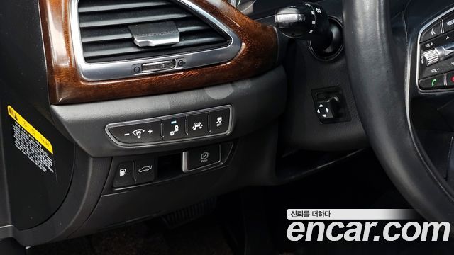 Genesis EQ900 3.8 GDI AWD Premium Luxury 2017 — фото 14