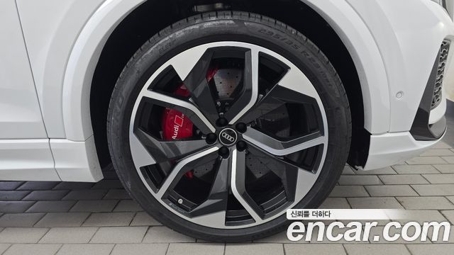 Audi RSQ8 (4M) 4.0 TFSI Quattro 2021 — фото 21