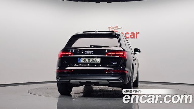 Audi Q5 (FY) 40 TDI Quattro 2022 — фото 4