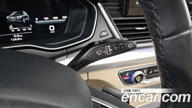 Audi Q5 (FY) 40 TDI Quattro 2022 — фото 18