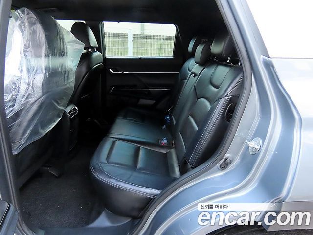 KG Mobility (SsangYong) Torres Gasoline 1.5 2WD T7 2023 — фото 6