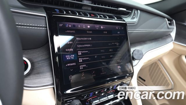 Jeep Grand Cherokee (WL) 4xe Limited 2023 — фото 15