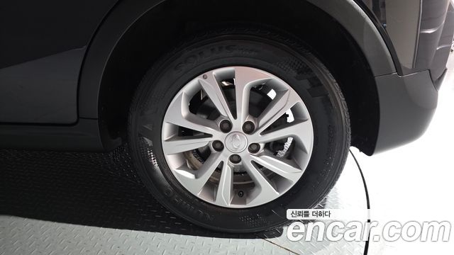 KG Mobility (SsangYong) Very New Tivoli Gasoline 1.5 2WD V3 2021 — фото 21