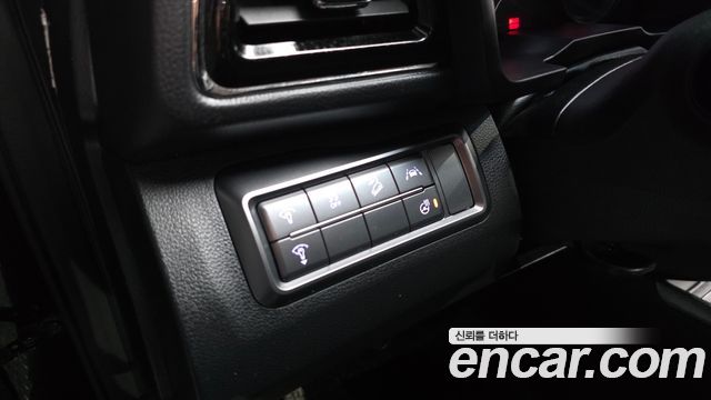 KG Mobility (SsangYong) Very New Tivoli Gasoline 1.5 2WD V3 2021 — фото 28
