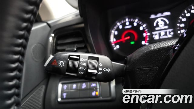 KG Mobility (SsangYong) Very New Tivoli Gasoline 1.5 2WD V3 2021 — фото 30
