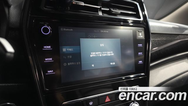 KG Mobility (SsangYong) Very New Tivoli Gasoline 1.5 2WD V3 2021 — фото 32