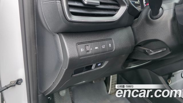 Hyundai Santa Fe Diesel 2.2 2WD Premium Choice 2021 — фото 12